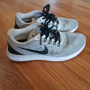 Nike Black and White Free Run